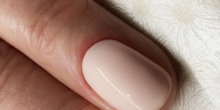 Balíčky plné péče: manikúra a pedikúra pro muže i ženy, P-Shine, Shellac