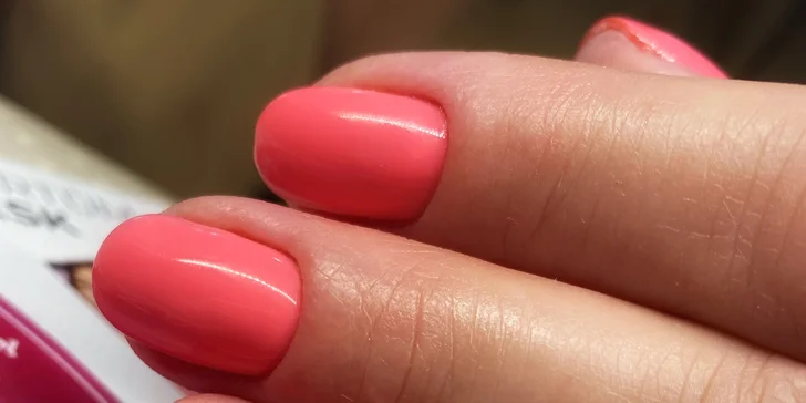 Balíčky plné péče: manikúra a pedikúra pro muže i ženy, P-Shine, Shellac
