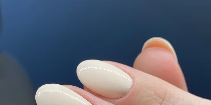 Balíčky plné péče: manikúra a pedikúra pro muže i ženy, P-Shine, Shellac