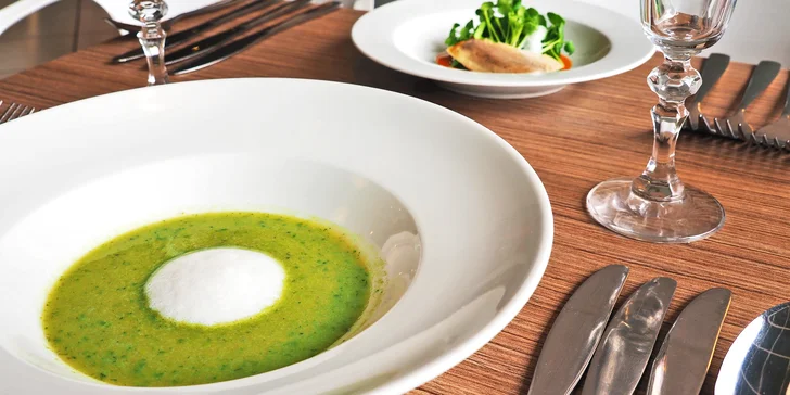 Z našich lesů, polí a farem: 8chodové degustační menu pro pár