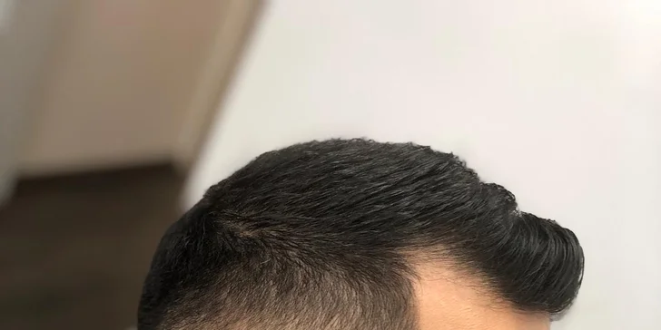 Barber u Bílé labutě: klasický střih i s holením břitvou či kompletní proměna muže