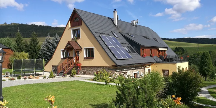 Pohoda ukrytá mezi kopci: pobyt se snídaněmi a saunou v apartmánu pod Králickým Sněžníkem