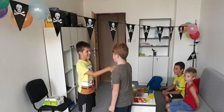 Dětská narozeninová oslava ve virtuální realitě až pro 10 hráčů: 2 nebo 3 hodiny plné zábavy