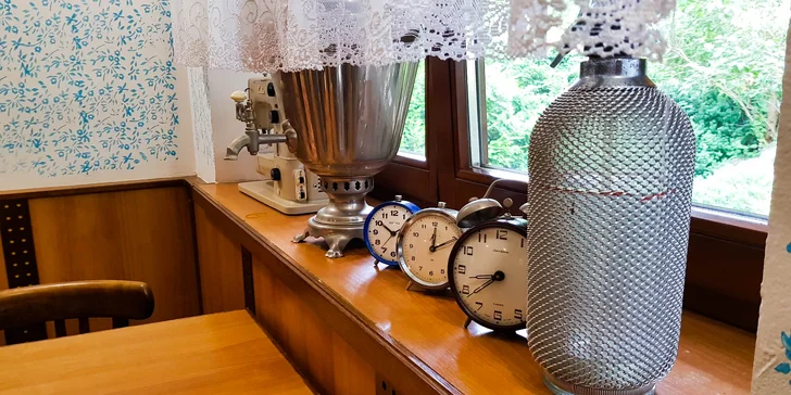 Osvěžte se při procházce Komenskými sady: 1 nebo 2 velké točené zmrzliny
