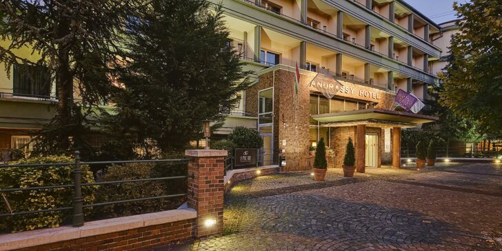 Luxusní hotel v historické části Budapešti: pokoj nebo apartmán se snídaní