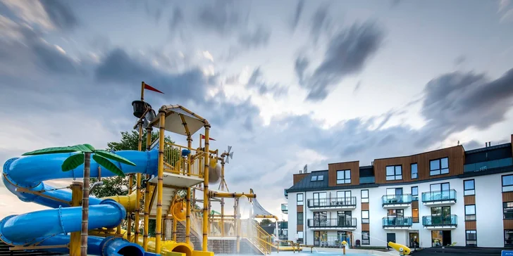 Nový resort na polském břehu Baltského moře: polopenze, vodní park či sauna i zábava pro děti