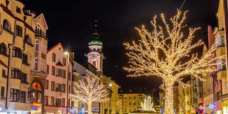 Jednodenní výlet busem do vánočního Innsbrucku: adventní trhy, památky i výhled na město
