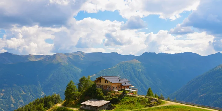 Dovolená v přírodě Tyrolských Alp: pokoj s výhledem, snídaně či polopenze i privátní wellness