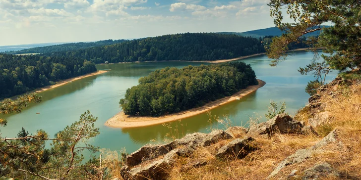 Pobyt v hotelu na Seči: polopenze, bazén, relaxace v Akvafit i Wellness & Spa centru a sport