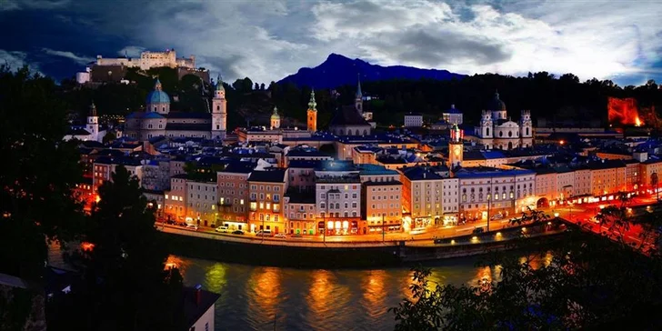 Adventní den v Salzburgu: doprava busem, vánoční trhy a UNESCO památky