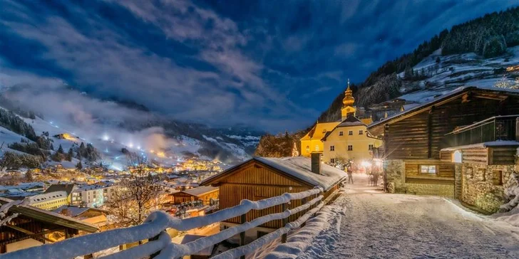 Adventní den v Salzburgu: doprava busem, vánoční trhy a UNESCO památky