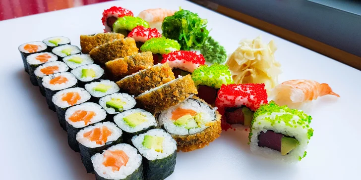Set 32 kousků sushi na Porubě: losos na tři způsoby, kreveta, tuňák i avokádo