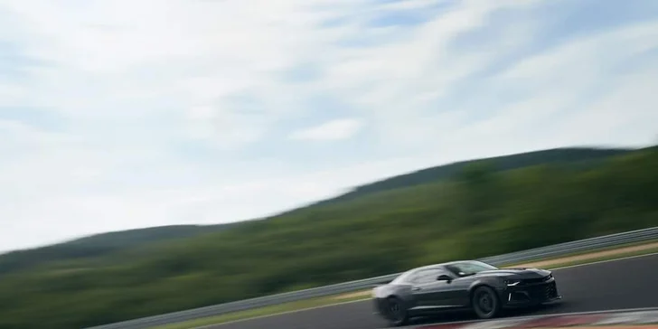 Superjízda v nadupaném Chevrolet Camaro SS 6.2 na 15-60 minut
