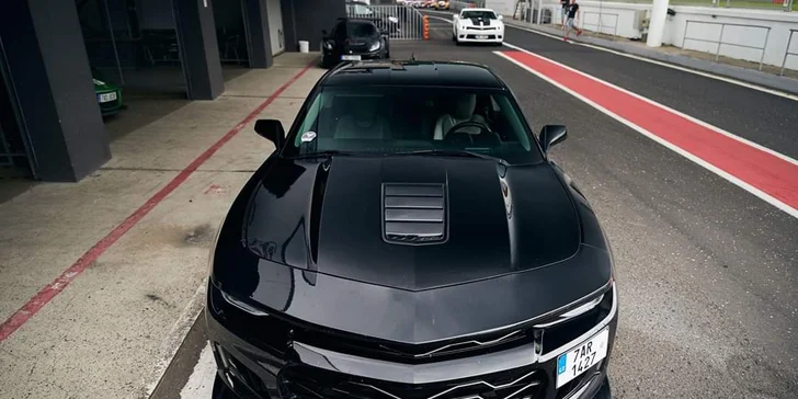 Superjízda v nadupaném Chevrolet Camaro SS 6.2 na 15-60 minut