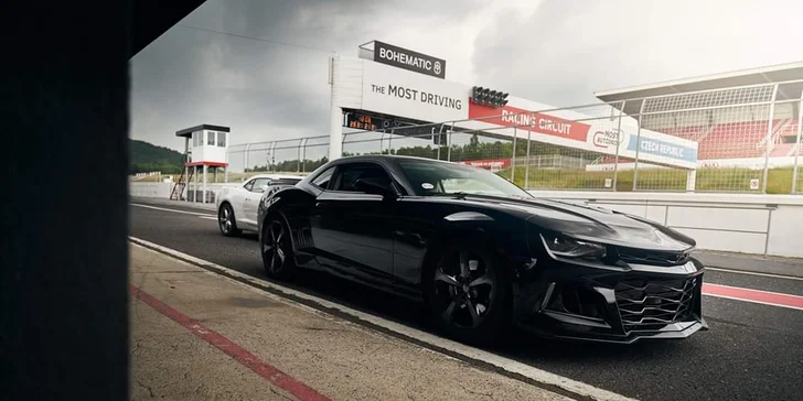 Superjízda v nadupaném Chevrolet Camaro SS 6.2 na 15-60 minut