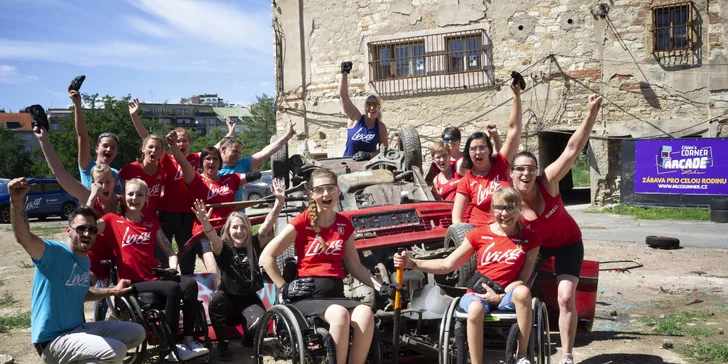 Sledujte Lvice, hrdinky s handicapem, a přispějte na handbike trenažér pro seniory