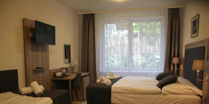 Podzimní dovolená v Českém Krumlově: hotel 10 minut od centra, snídaně i lahev vína