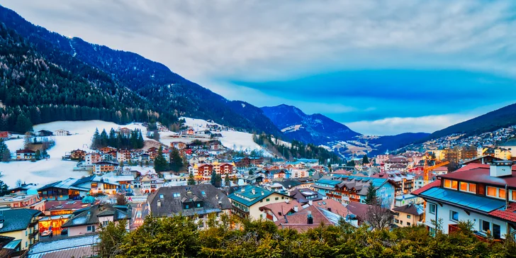 Na vánoční trhy pod vrcholky italských Dolomit: 2x ubytování s polopenzí