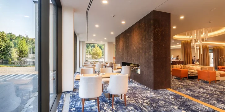 Výjimečný pobyt v centru Prahy: 5* hotel se snídaní, thajská masáž a wellness