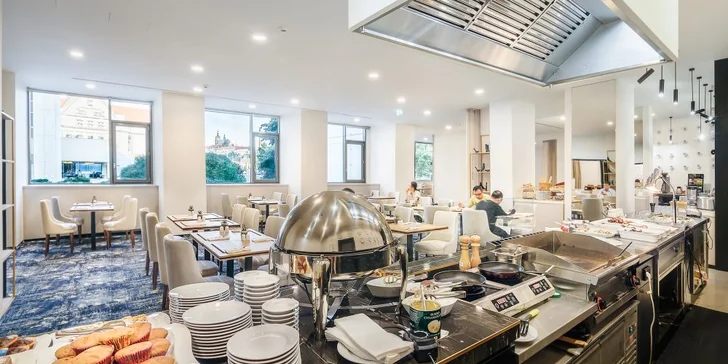 Výjimečný pobyt v centru Prahy: 5* hotel se snídaní, thajská masáž a wellness