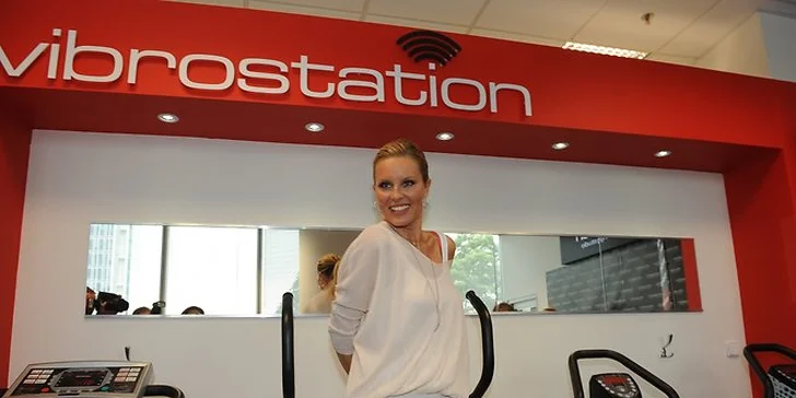 Vstupy na cvičení s Vibrostation za skvělou cenu! Cvičte jako Simona Krainová