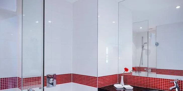 Podzimní radovánky v Praze: trendy 4* hotel s výbornou polohou a bohatou snídaní
