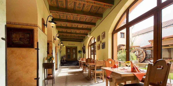 4* hotel v klidné části Prahy: snídaně, privátní sauna a 30 minut do historického centra