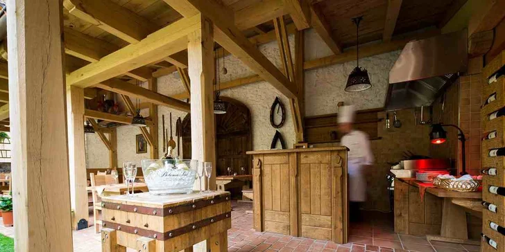 4* hotel v klidné části Prahy: snídaně, privátní sauna a 30 minut do historického centra