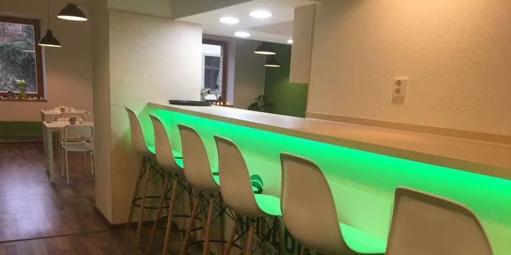 Své menu si můžete vychutnat přímo v restauraci, nebo si ho odnést s sebou.