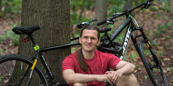 Pomozte se Světluškou: příspěvky na osobní asistenty, čtečky i navigace pro lidi s těžkým zrakovým postižením