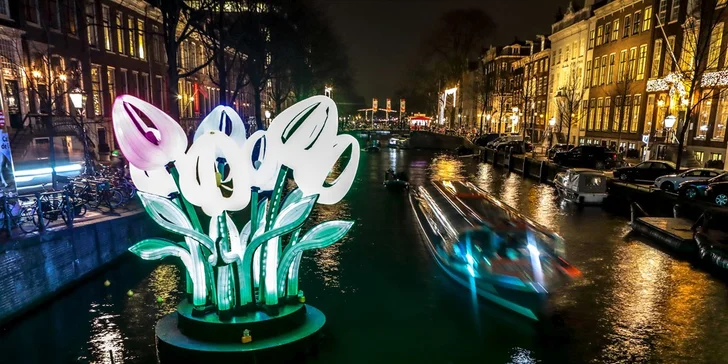 Adventní Amsterdam i Brusel: noc se snídaní, adventní trhy i Festival světel
