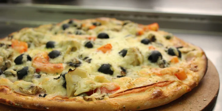 Půlka, jedna nebo rovnou dvě pizzy podle výběru na odnos s sebou
