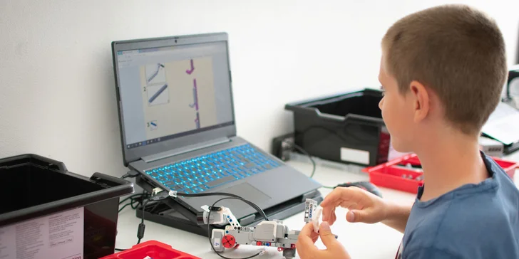 Zkušební hodina nebo měsíční kurz robotiky pro děti od 5 do 13 let