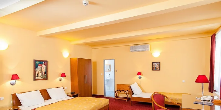 Poznejte kouzlo Prahy: hotel se snídaní, jen 5 minut od Karlova mostu