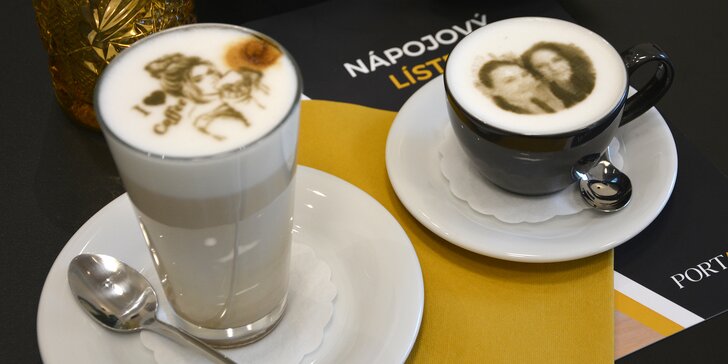 Selfie coffee: latte macchiato nebo cappuccino s vaší fotkou na mléčné pěně