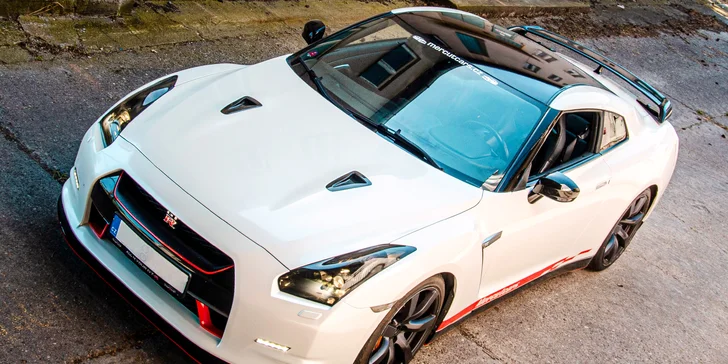 30 nebo 60 minut řidičem japonské ikony Nissan GT-R bez instruktora