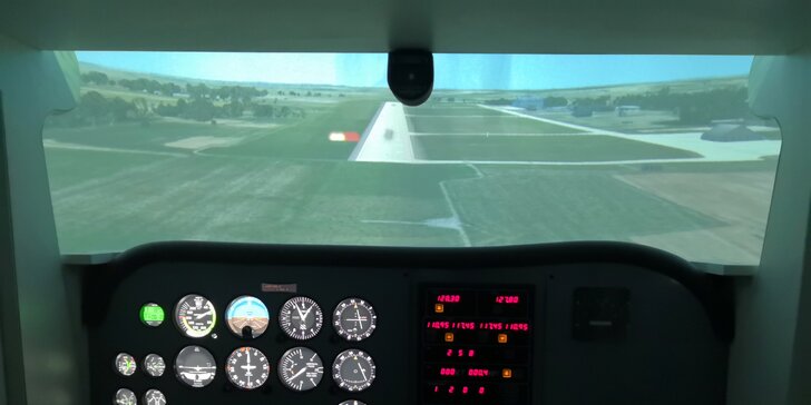 Až 60 min. na leteckém simulátoru pro 1 osobu: letadlo C172 nebo L410