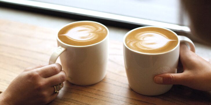 Vyrazte na svou oblíbenou kávu s někým blízkým: dva nápoje za cenu jednoho