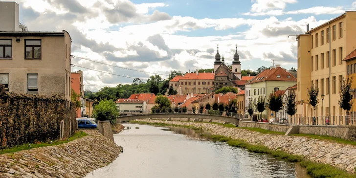 Dovolená v srdci Třebíče s památkami UNESCO: snídaně a bazén neomezeně
