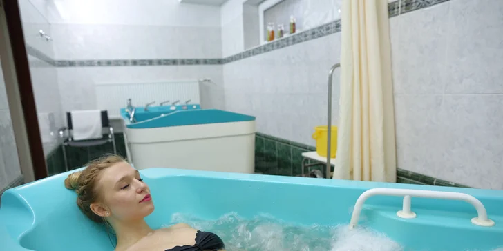 Odpočinek v klidné části Mariánských Lázní: hotel s polopenzí i s wellness procedurami