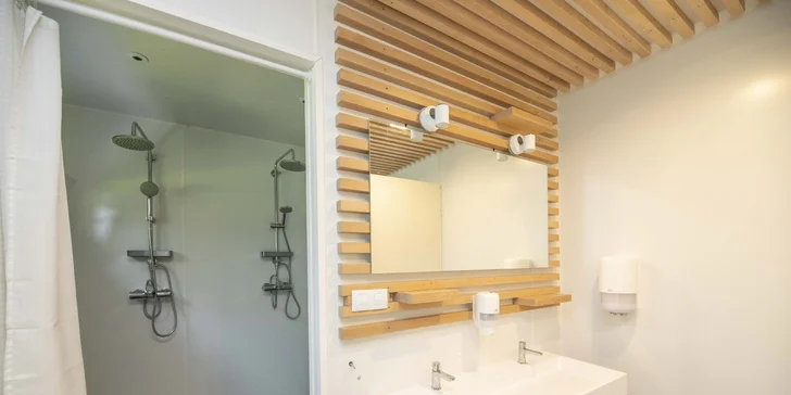 Souznění s přírodou v parku Orlice: stylový altán, snídaně i sauna a pláž