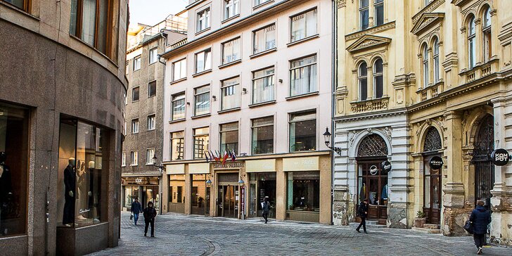 Jedna či dvě noci v historickém centru Bratislavy: 4* hotel s prostornými a moderními pokoji
