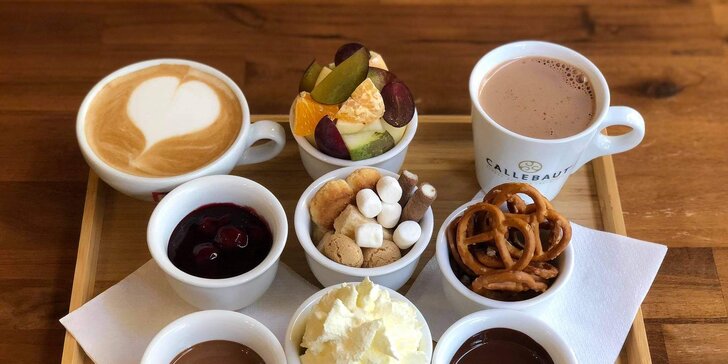 Dobrota v Chocafé: čokoládové fondue s ovocem i marshmallows a 2 horké nápoje podle výběru