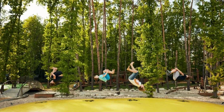 Venkovní zábavní park Krtkův svět: prolézačky, skluzavky, trampolíny i lanové centrum