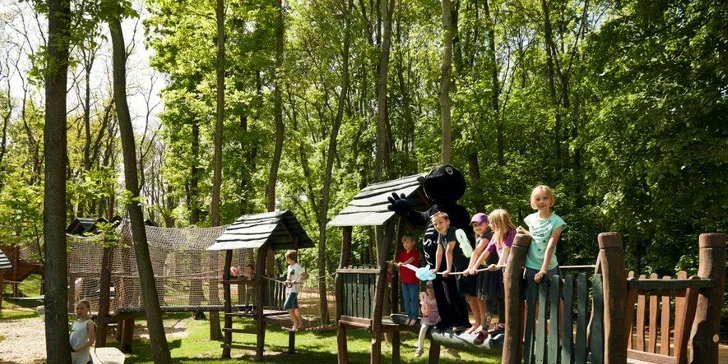 Venkovní zábavní park Krtkův svět: prolézačky, skluzavky, trampolíny i lanové centrum