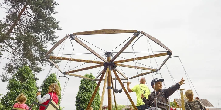 Venkovní zábavní park Krtkův svět: prolézačky, skluzavky, trampolíny i lanové centrum