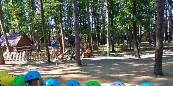 Venkovní zábavní park Krtkův svět: prolézačky, skluzavky, trampolíny i lanové centrum