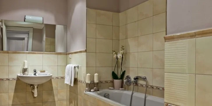 Romantický pobyt v Praze: krásné apartmány pro pár na Janáčkově nábřeží