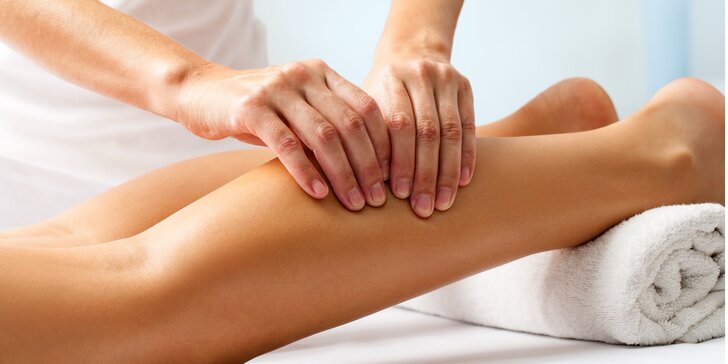 Odpočinek pro dámy: manuální lymfatická masáž nohou a hlavy