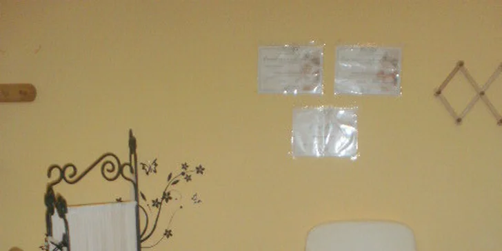 Kompletní mokrá pedikúra s uvolňující masáží nohou